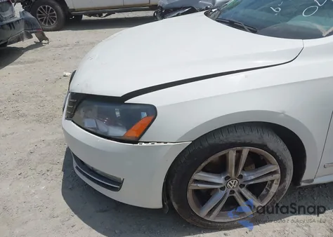 2014 Volkswagen Passat 2.0L Tdi Se from USA, damaged, VIN 1VWBN7A31EC048606